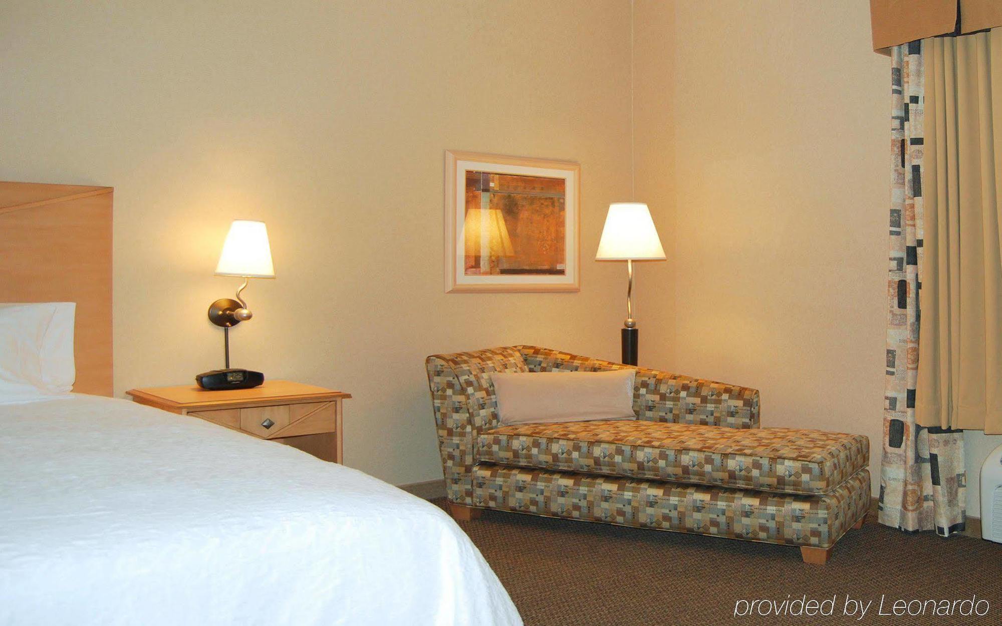 Hampton Inn & Suites Highland San Bernardino Quarto foto