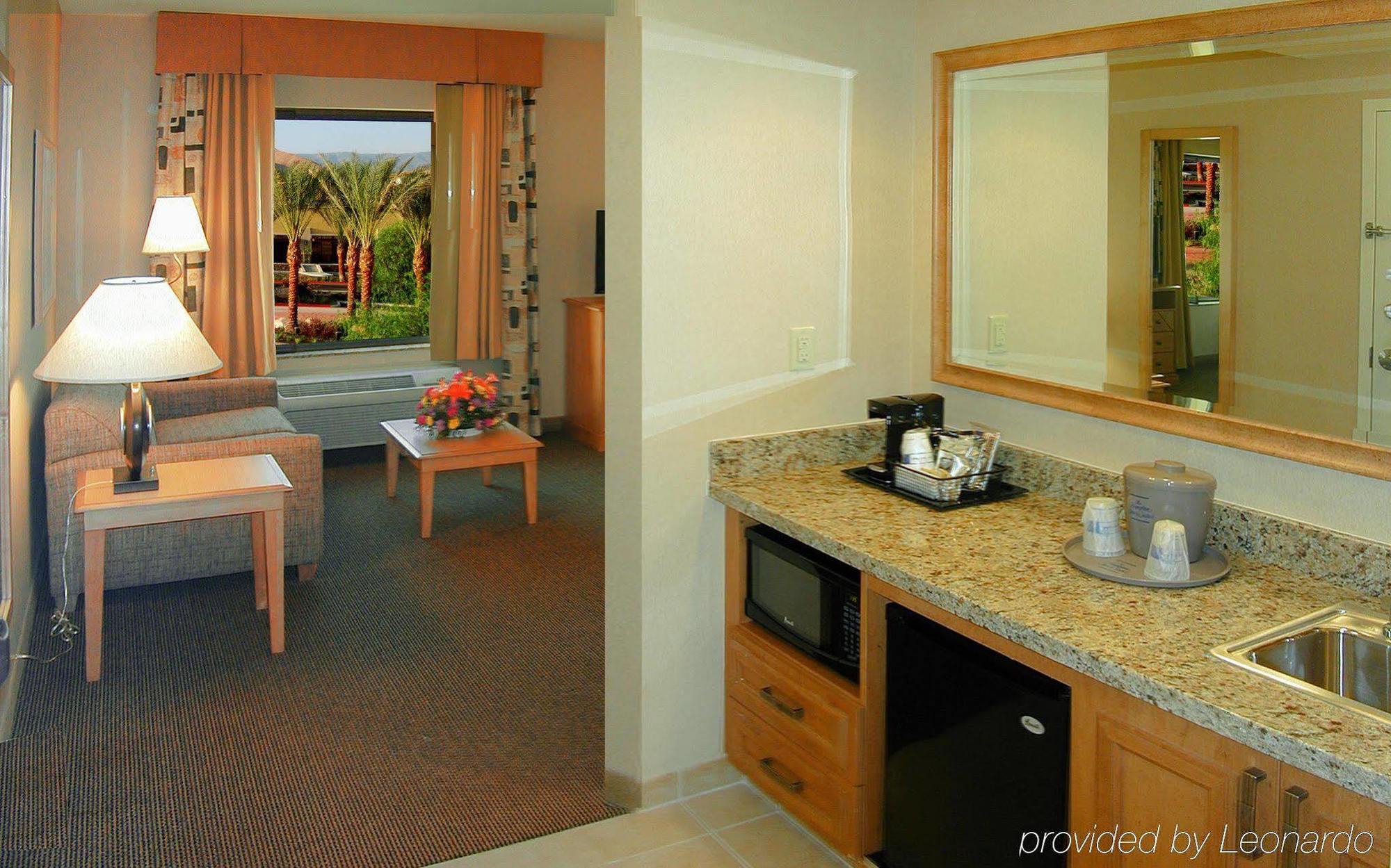 Hampton Inn & Suites Highland San Bernardino Quarto foto